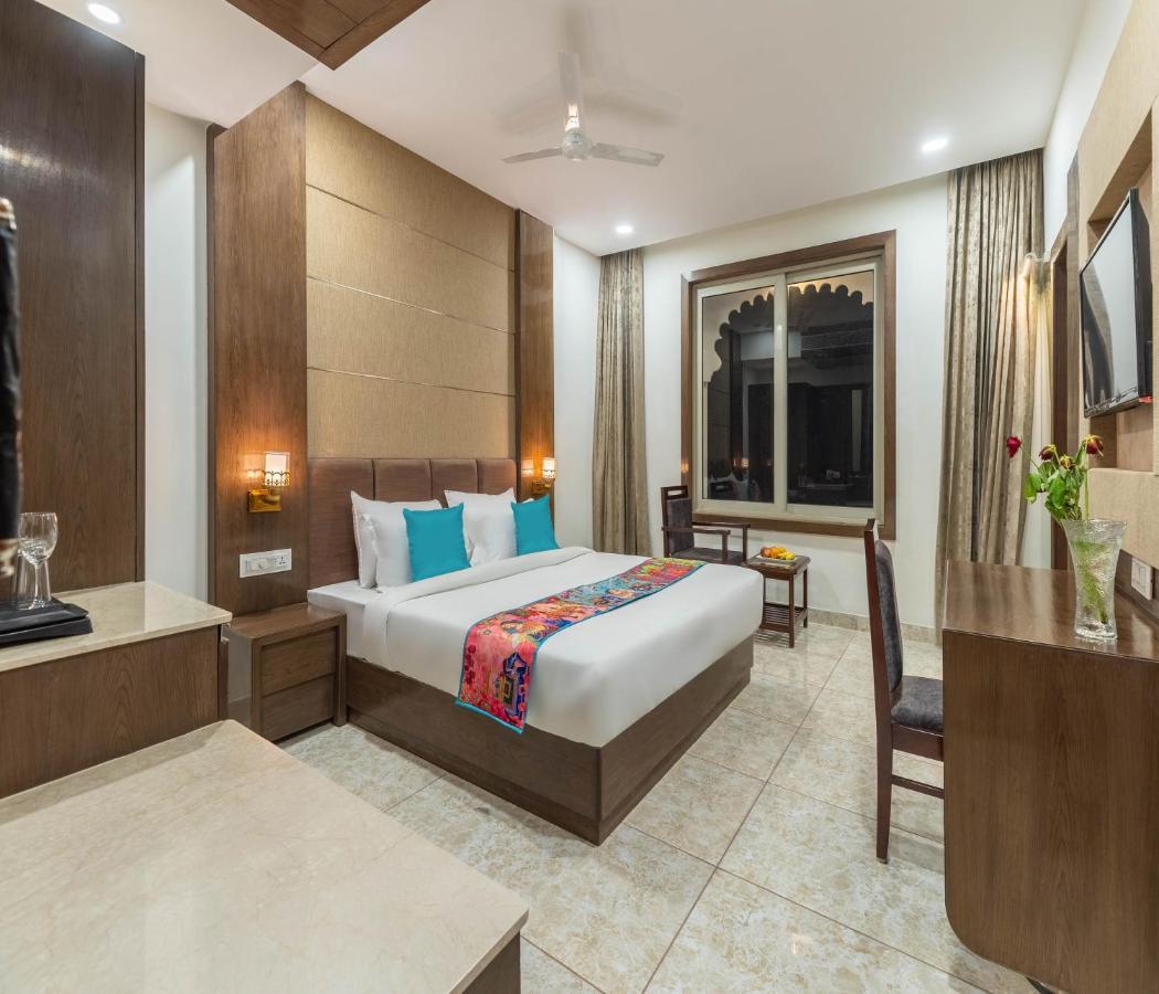 Hotel Pandora Grand, Udaipur- Nestled In Nature Wrapped In Luxury מראה חיצוני תמונה
