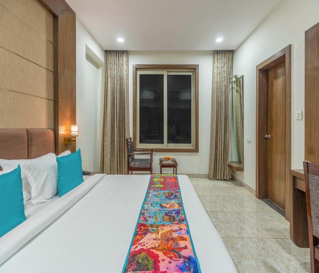 Hotel Pandora Grand, Udaipur- Nestled In Nature Wrapped In Luxury מראה חיצוני תמונה